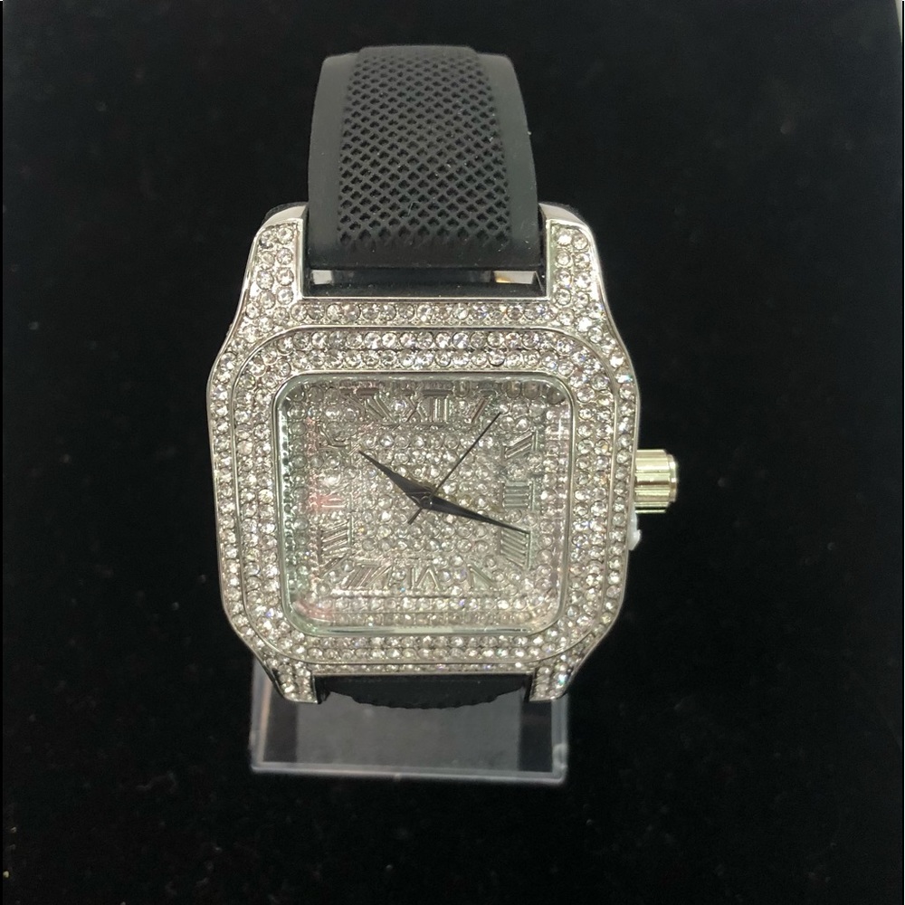 Silver Buss down watch with rubber straps